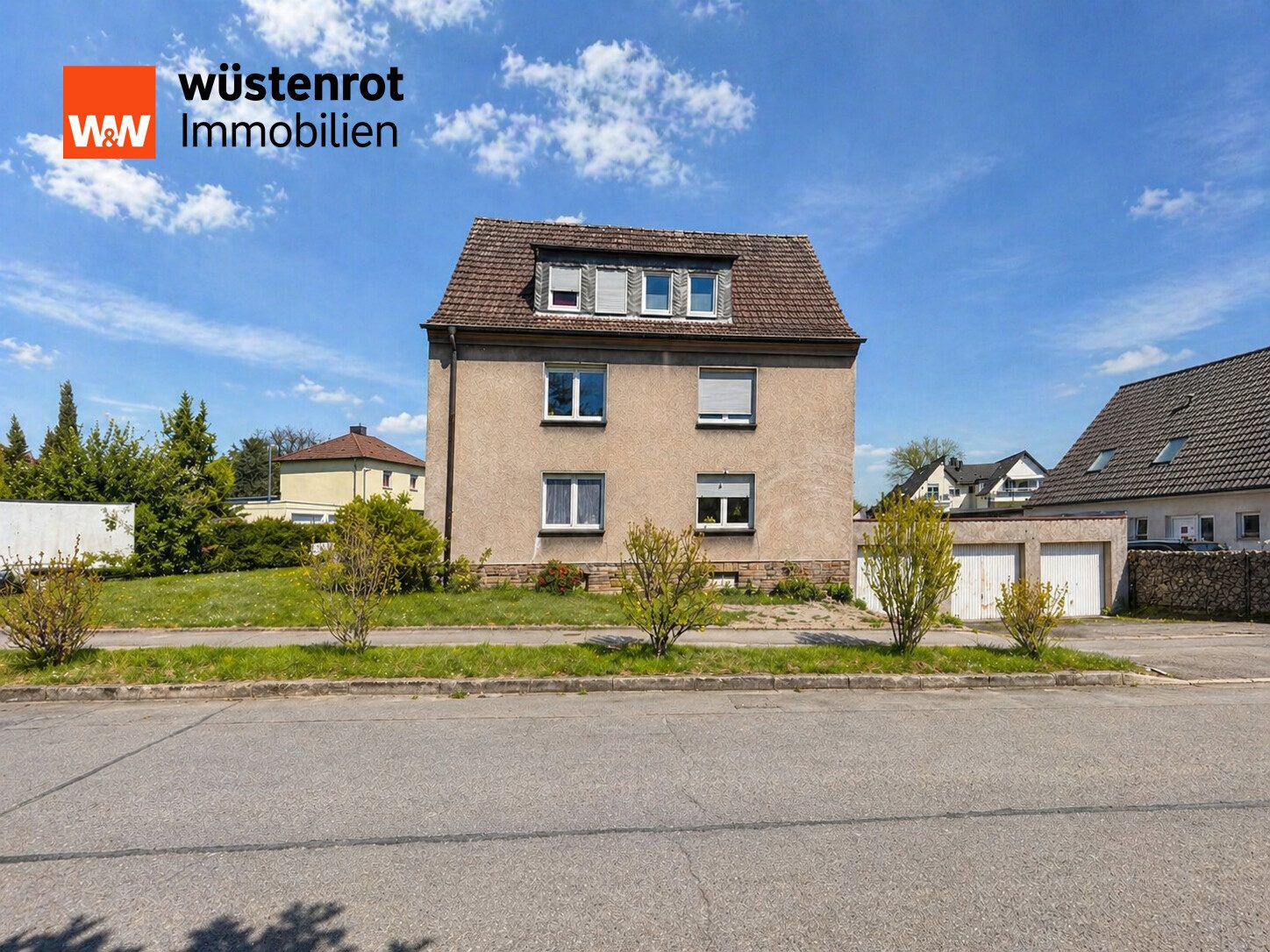 Immobilienangebot - Schwerte - Alle - Wohnen in ruhiger Best-Lage – Gepflegtes, modernisiertes Dreifamilienhaus in Schwerte-Westhofen