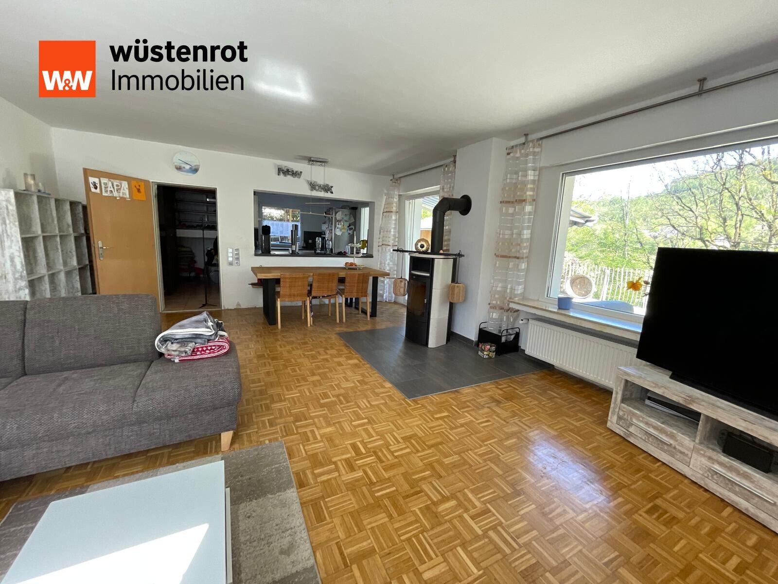 Immobilienangebot - Hagen - Alle - Wohnen im Grünen: Platz für die ganze Familie im modernisierten Haus mit Garten, Terrasse u. Garage