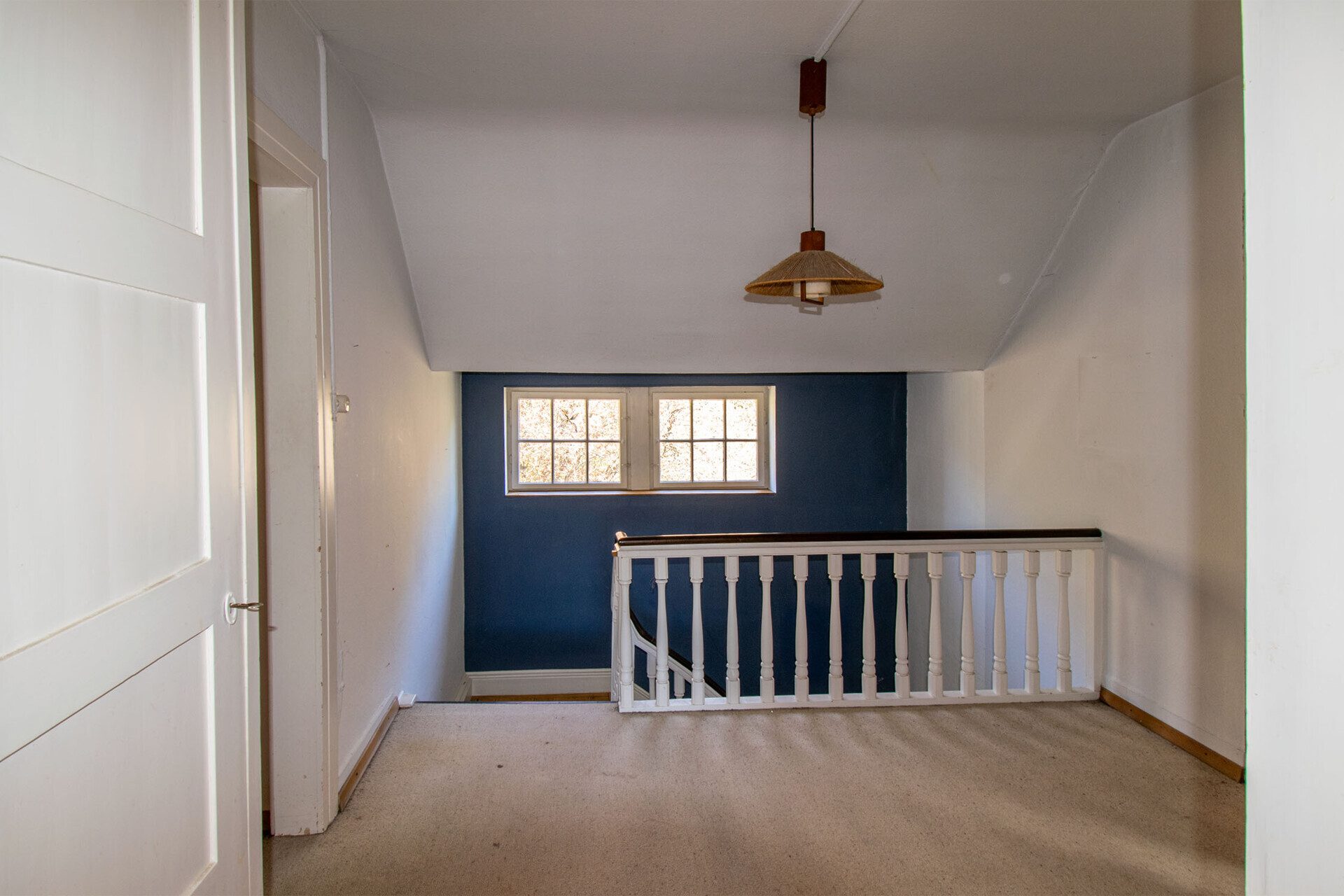 Immobilienangebot - Maulbronn - Alle - Herrschaftliche Villa mit viel Raum zum gestalten auf einem großen Grundstück in bester Lage