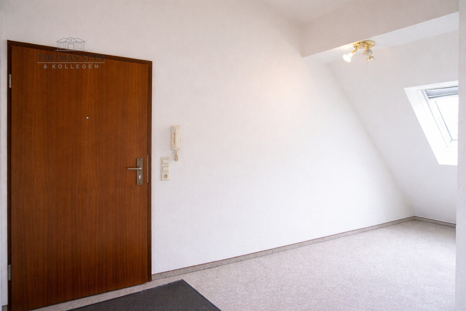 Immobilienangebot - Schwäbisch Hall - Alle - Attraktive Maisonettewohnung 
4 Zimmer - Dachloggia - TG-Platz
Durchrenovieren und Einziehen