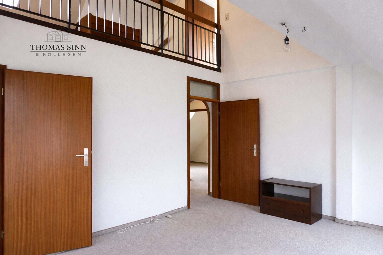 Immobilienangebot - Schwäbisch Hall - Alle - Attraktive Maisonettewohnung 
4 Zimmer - Dachloggia - TG-Platz
Durchrenovieren und Einziehen