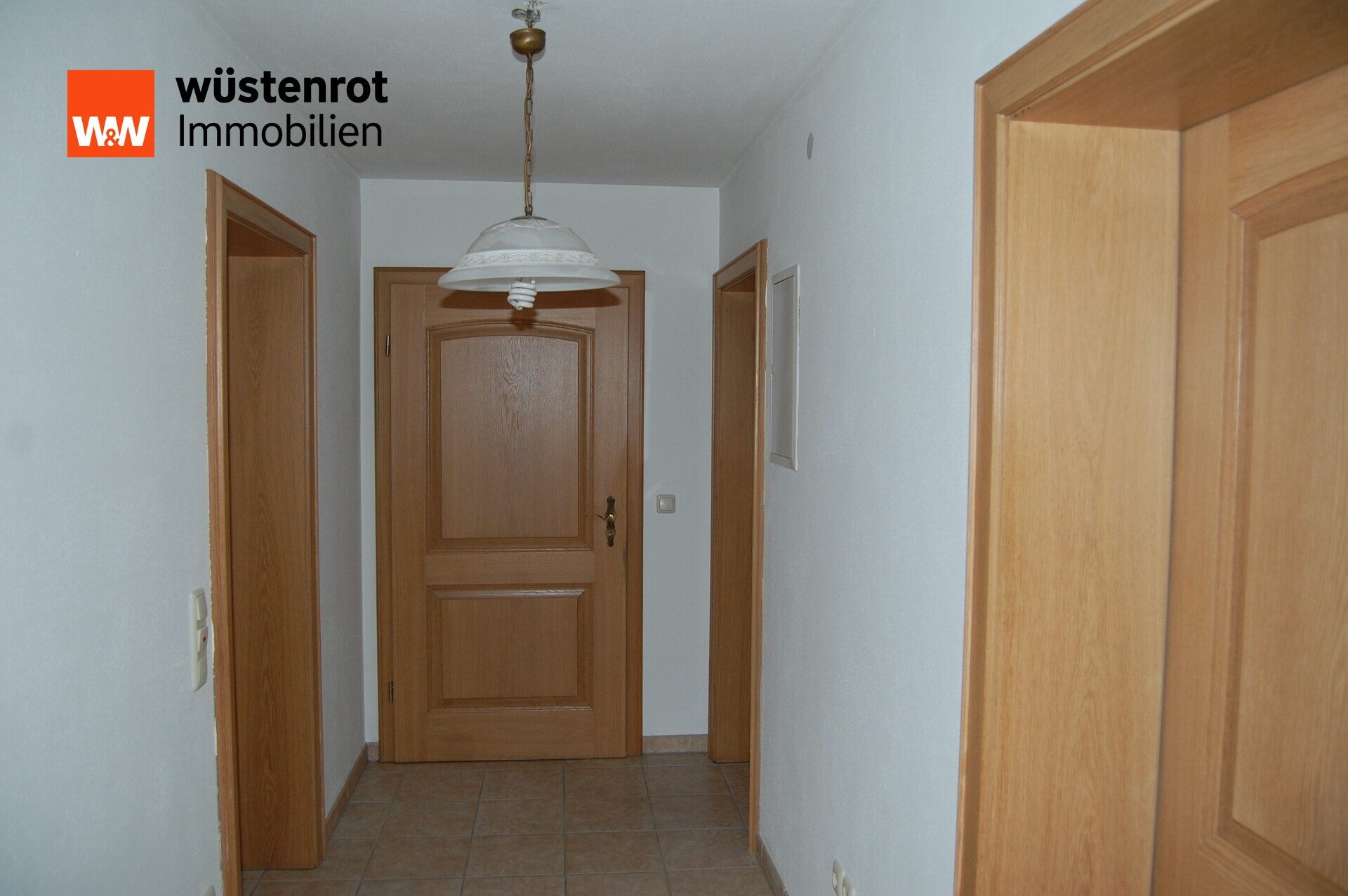 Immobilienangebot - Salching - Alle - Kapitalanleger & Eigennutzer aufgepasst: Gepflegtes 3-Parteienhaus in ruhiger Lage von Salching