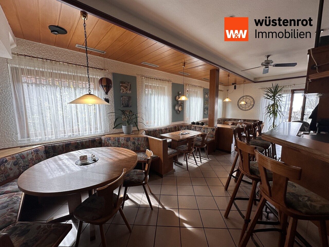 Immobilienangebot - Allmersbach im Tal - Alle - Einmalige Chance – Wohn- und Geschäftshaus mit langjährig etablierter Gastronomie und 4 Kegelbahnen zu verkaufen