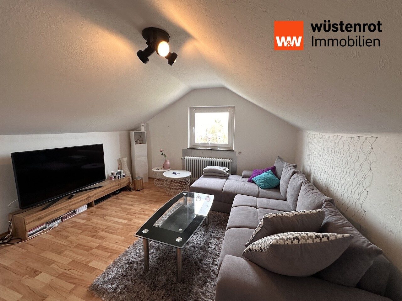Immobilienangebot - Allmersbach im Tal - Alle - Einmalige Chance – Wohn- und Geschäftshaus mit langjährig etablierter Gastronomie und 4 Kegelbahnen zu verkaufen