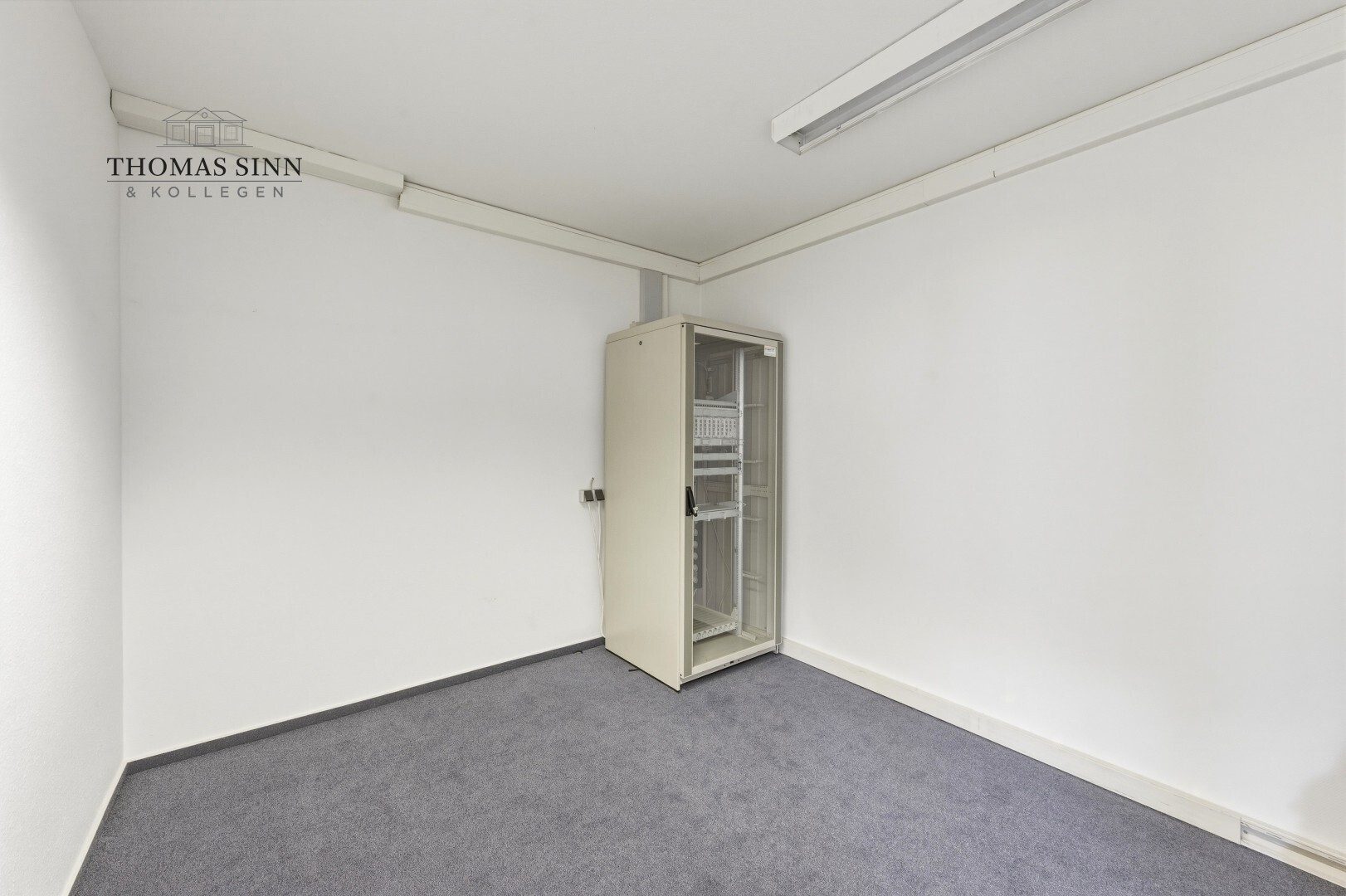 Immobilienangebot - Heilbronn - Alle - GEWERBE m² - Geräumige Bürofläche in zentraler Innenstadtlage SOFORT FREI !