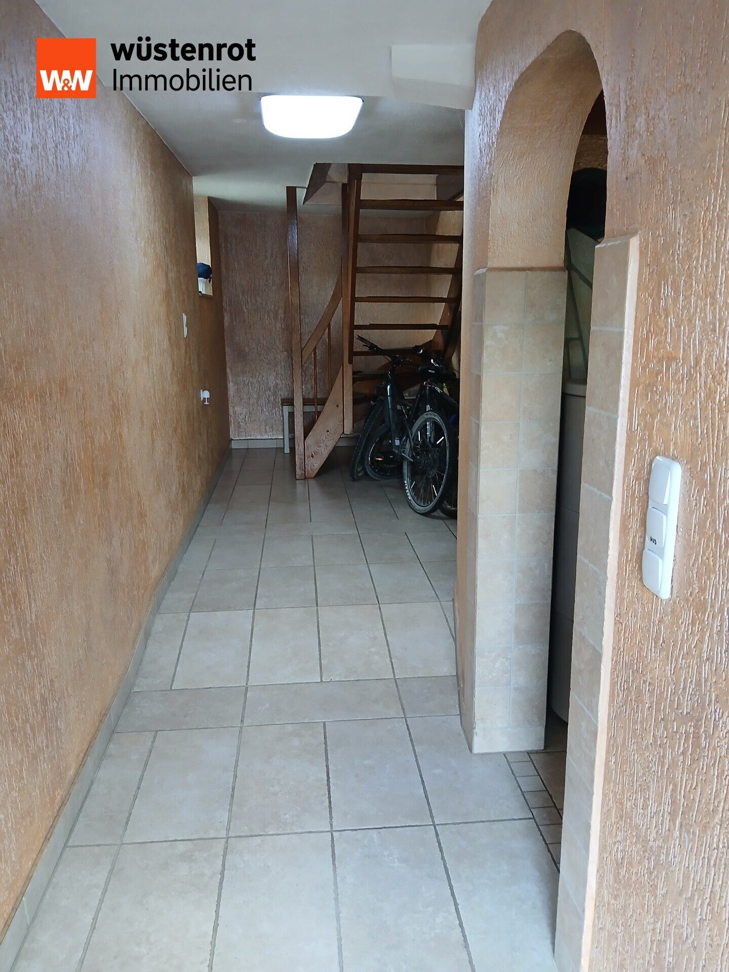 Immobilienangebot - Altdorf - Alle - Saniertes Bauernhaus in Altdorf-Oberrieden
mit Ruhe und Gemütlichkeit