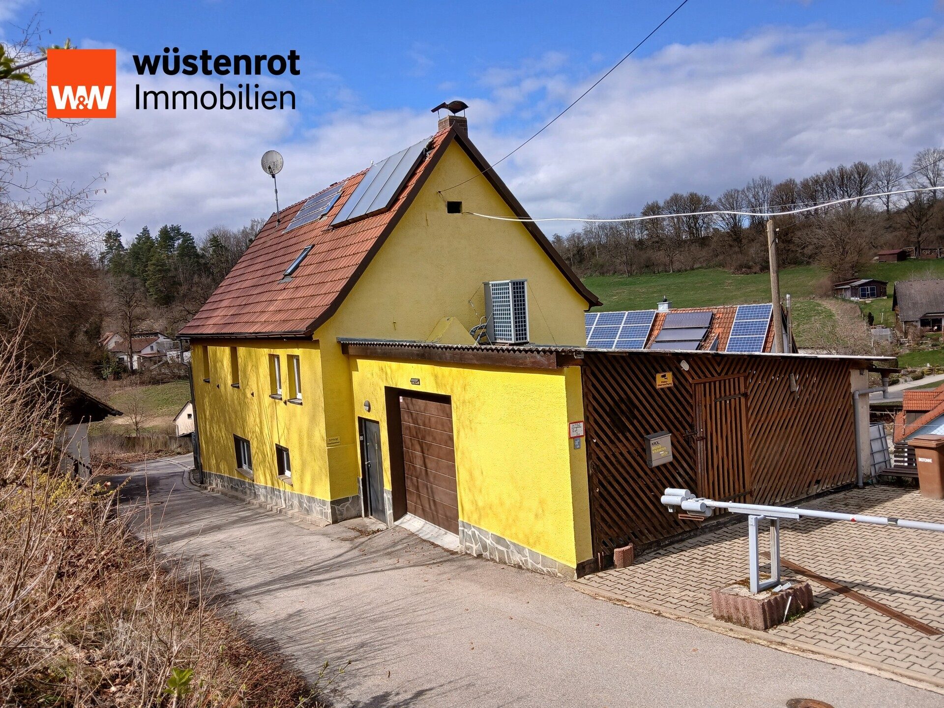 Immobilienangebot - Altdorf - Alle - Saniertes Bauernhaus in Altdorf-Oberrieden
mit Ruhe und Gemütlichkeit