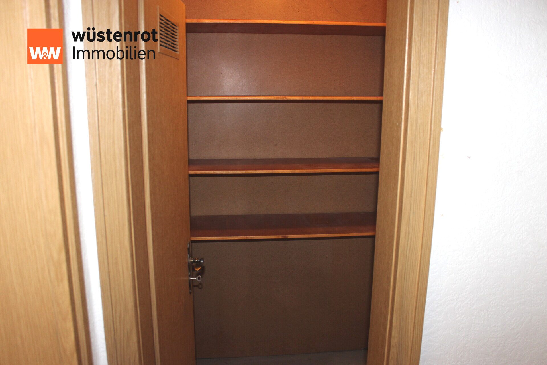 Immobilienangebot - Nürnberg - Alle - 3,5-Zimmer-Etagenwohnung - viel Platz und viel Grün in Nürnberg-Langwasser
