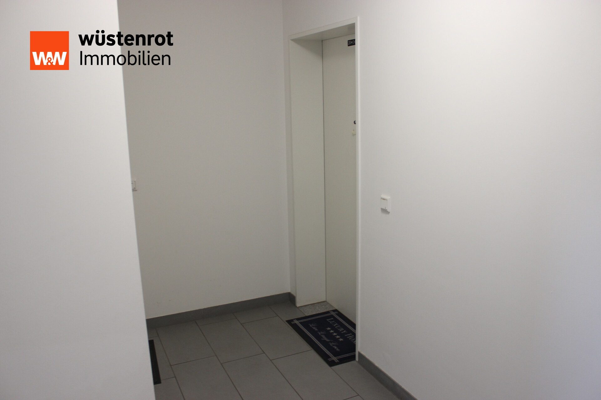 Immobilienangebot - Ingolstadt - Alle - 3-ZImmer-Erdgeschosswohnung in Ingolstadt - eine moderne Perle mit Gartenanteil und Terrasse