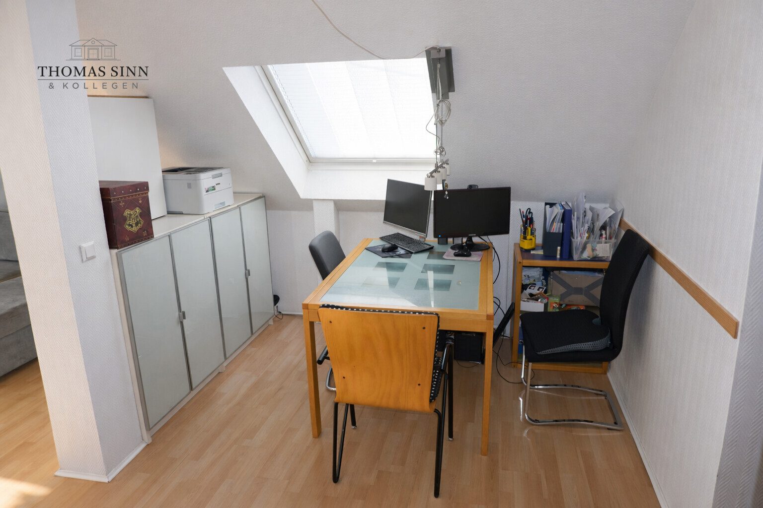 Immobilienangebot - Heilbronn - Alle - Charmante 3 Zi. DG ETW + ausgebaute Bühne - in 3-Familienhaus - Raum für Ihre Modernisierungsideen