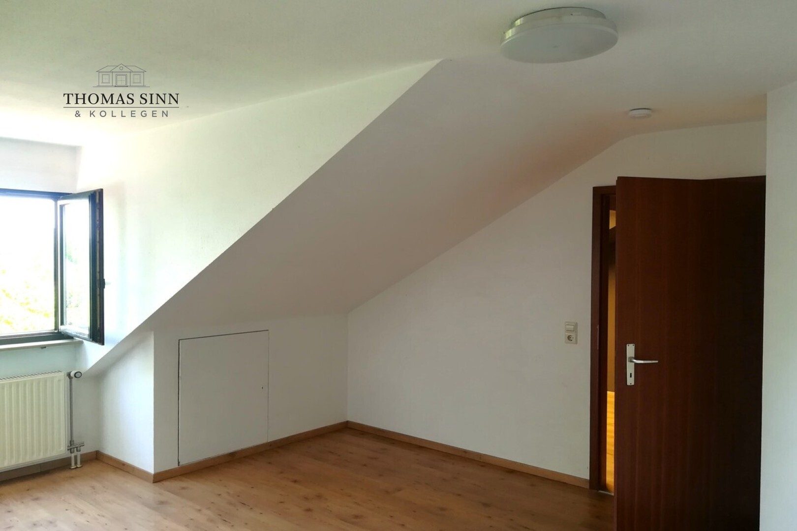 Immobilienangebot - Heilbronn / Horkheim - Alle - Attraktive 3,5-Zimmer-Dachgeschosswohnung mit großzügigem Grundriss und Dachterrasse