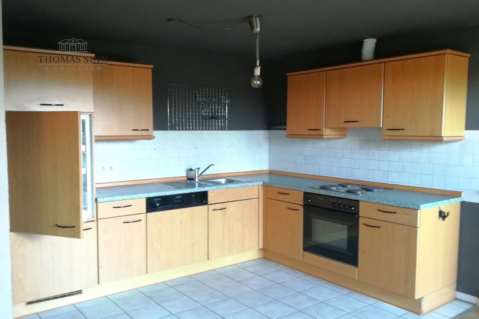 Immobilienangebot - Heilbronn / Horkheim - Alle - Attraktive 3,5-Zimmer-Dachgeschosswohnung mit großzügigem Grundriss und Dachterrasse