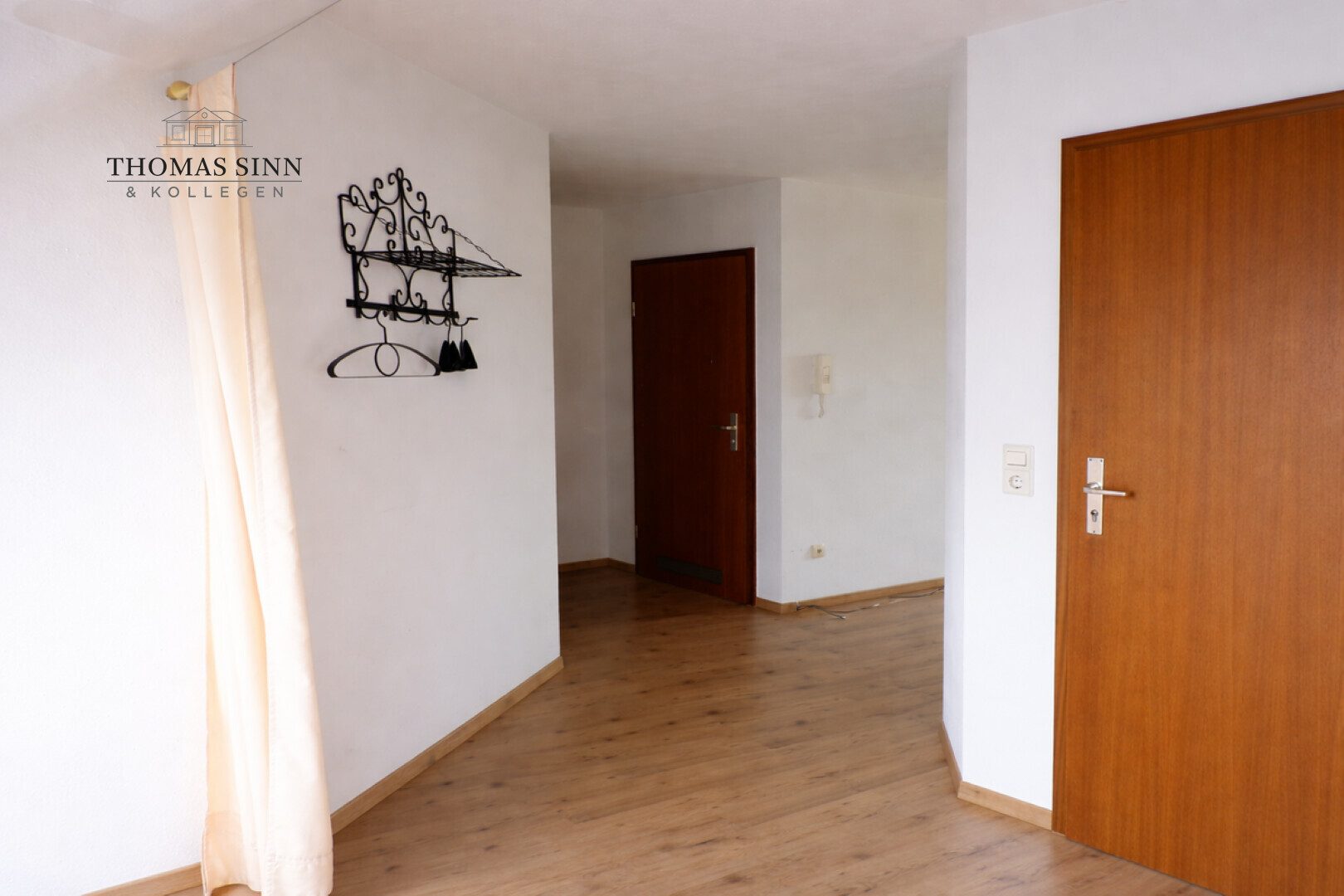 Immobilienangebot - Heilbronn / Horkheim - Alle - Attraktive 3,5-Zimmer-Dachgeschosswohnung mit großzügigem Grundriss und Dachterrasse