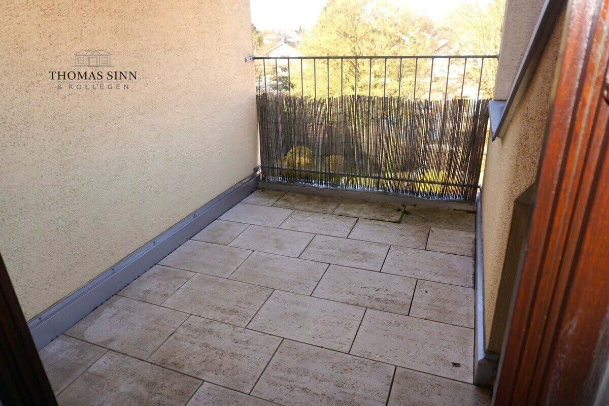 Immobilienangebot - Heilbronn / Horkheim - Alle - Attraktive 3,5-Zimmer-Dachgeschosswohnung mit großzügigem Grundriss und Dachterrasse