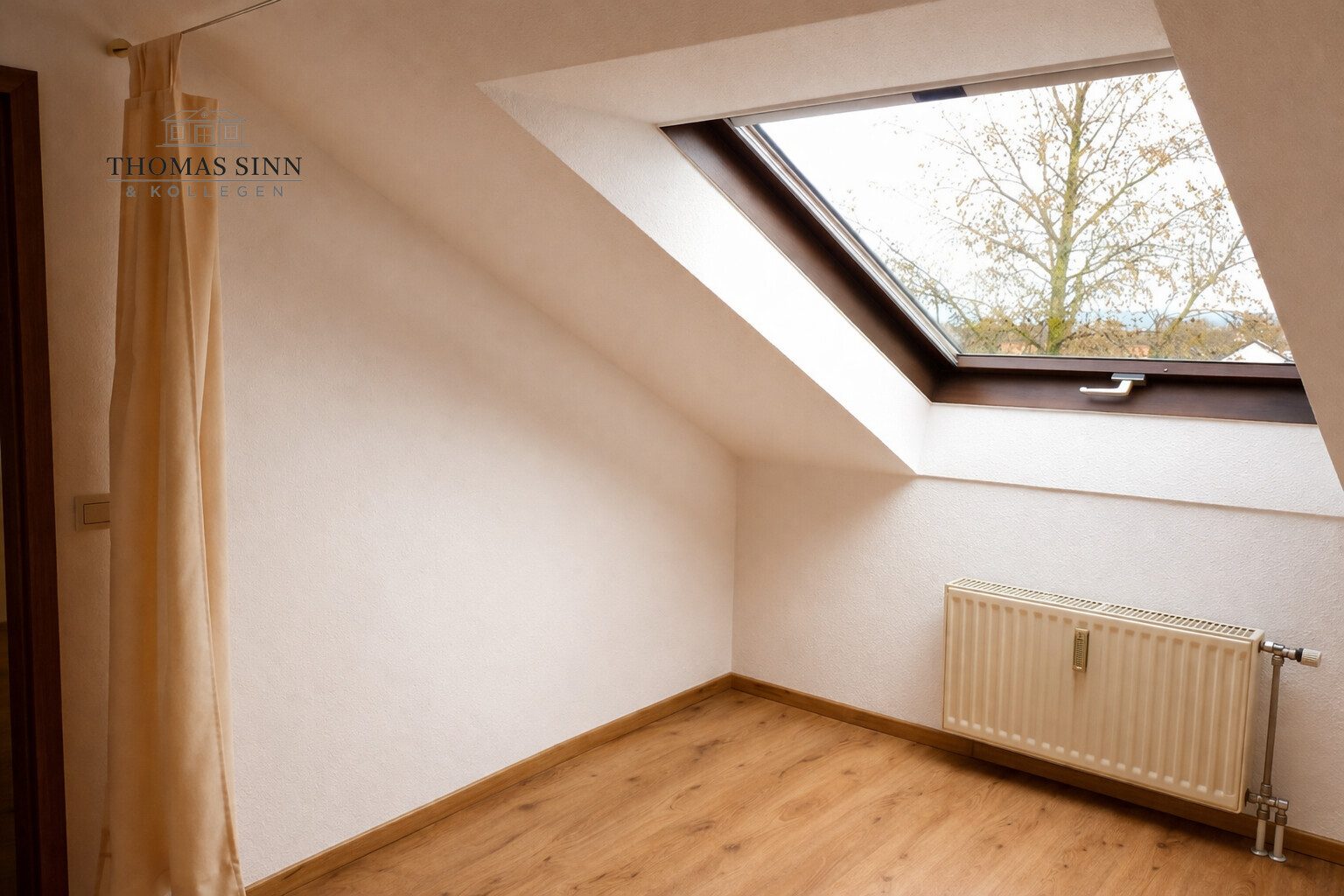 Immobilienangebot - Heilbronn / Horkheim - Alle - Attraktive 3,5-Zimmer-Dachgeschosswohnung mit großzügigem Grundriss und Dachterrasse