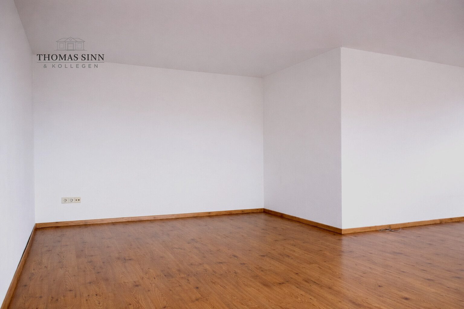 Immobilienangebot - Heilbronn / Horkheim - Alle - Attraktive 3,5-Zimmer-Dachgeschosswohnung mit großzügigem Grundriss und Dachterrasse