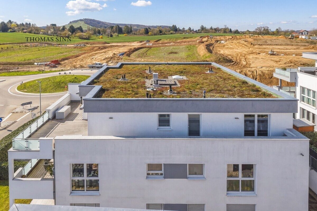 Immobilienangebot - Leingarten - Alle - Neuwertige 3,5 Zimmer Penthouse-Wohnung in Randlage und Blick auf Wiesen und Felder - frei in 2026