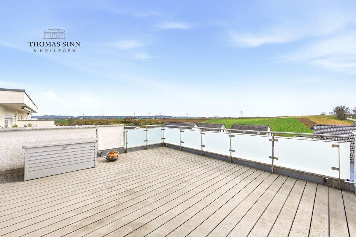 Immobilienangebot - Leingarten - Alle - Neuwertige 3,5 Zimmer Penthouse-Wohnung in Randlage und Blick auf Wiesen und Felder - frei in 2026
