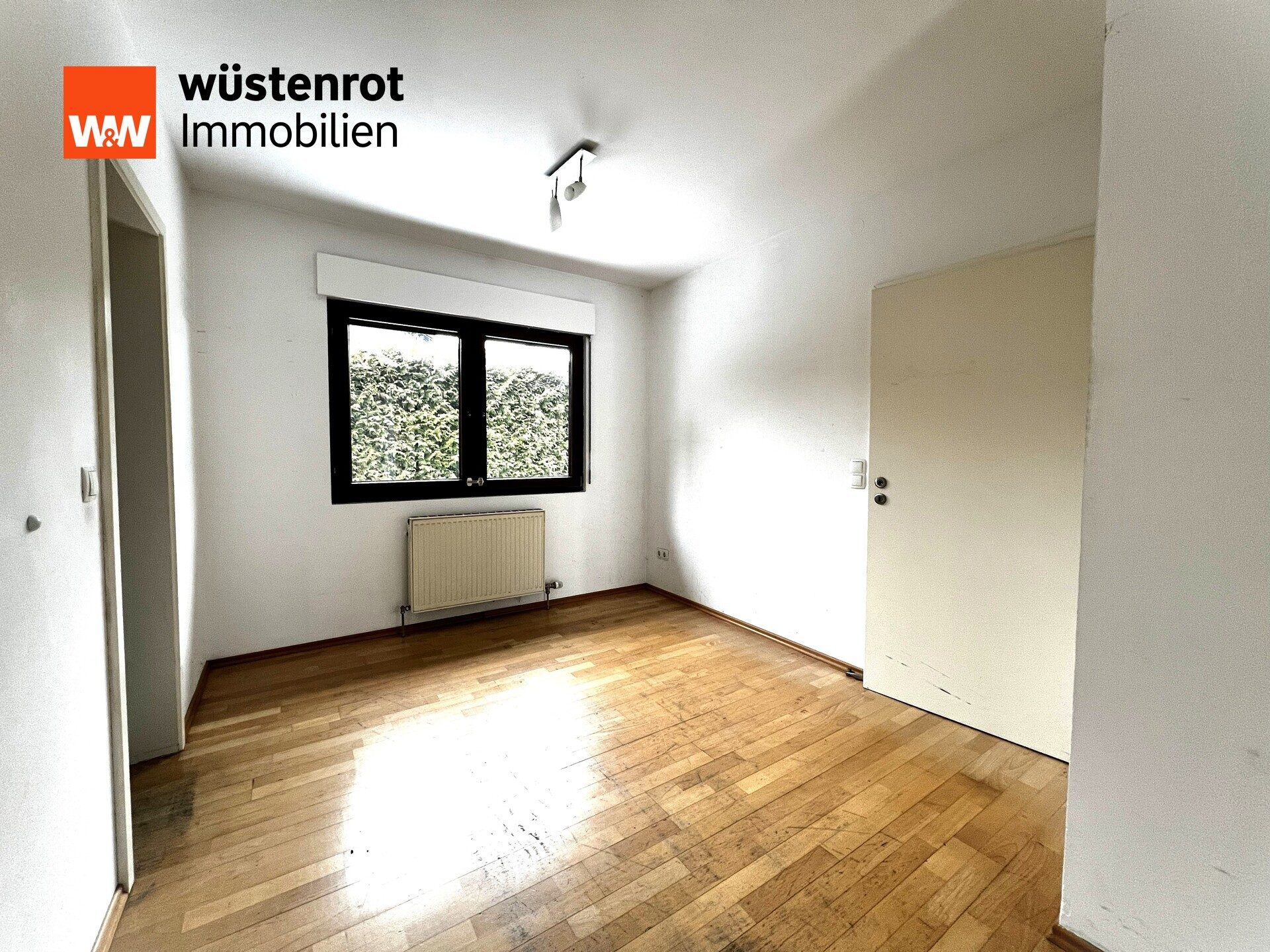 Immobilienangebot - Krailling - Alle - Sanierungsobjekt - Einfamilienhaus in bester Lage