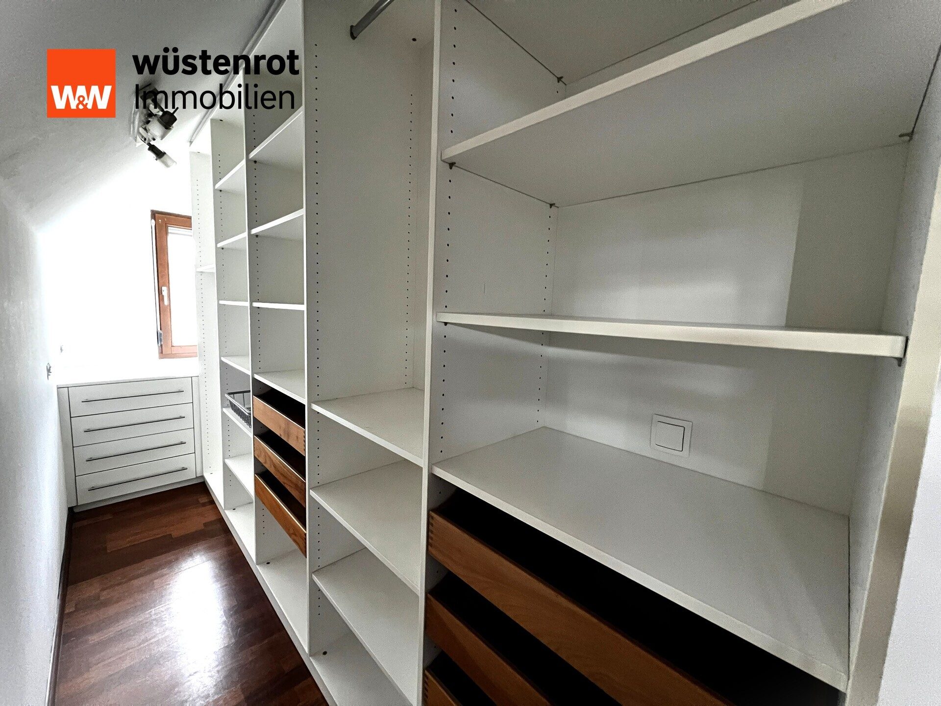 Immobilienangebot - Krailling - Alle - Sanierungsobjekt - Einfamilienhaus in bester Lage