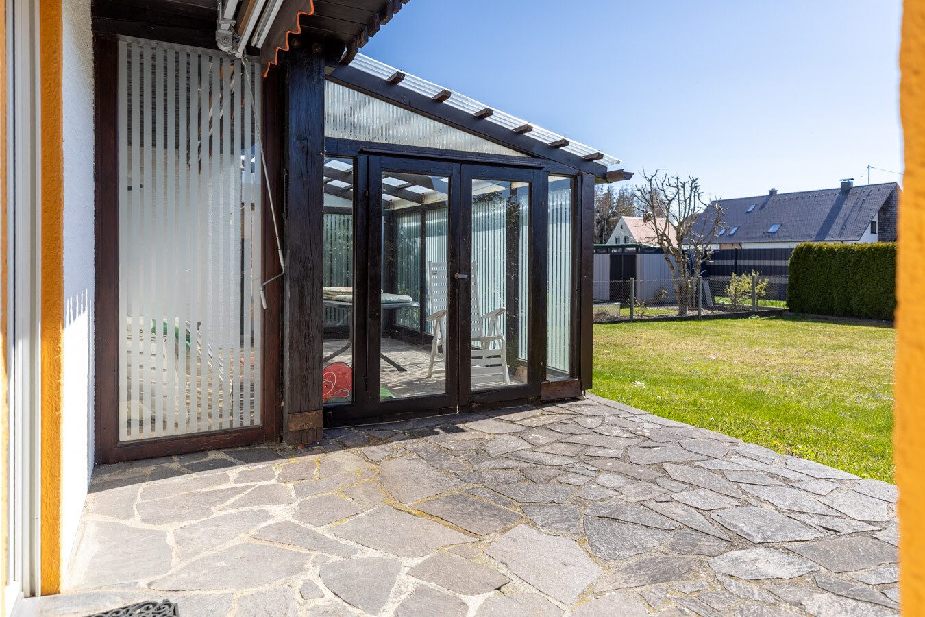 Immobilienangebot - Großaitingen - Alle - Großzügiges Zweifamilienhaus mit Ausbaureserve auf sonnigem Traumgrundstück in Großaitingen