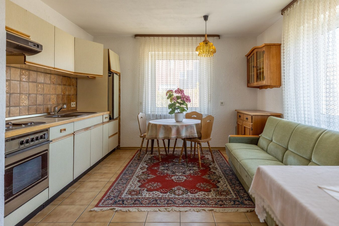 Immobilienangebot - Großaitingen - Alle - Großzügiges Zweifamilienhaus mit Ausbaureserve auf sonnigem Traumgrundstück in Großaitingen