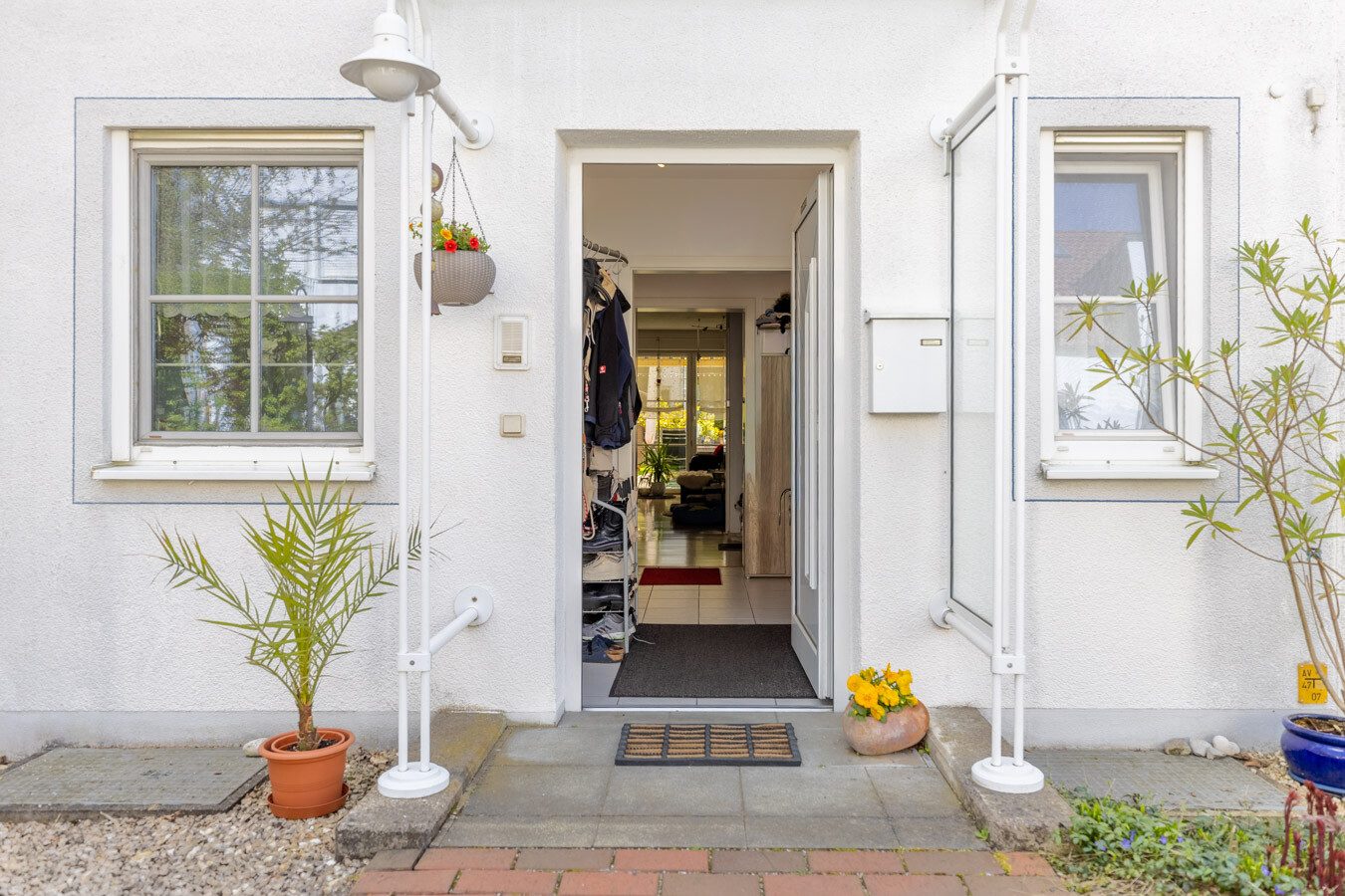 Immobilienangebot - Buchloe - Alle - Attraktives Reihenmittelhaus mit Südgarten & Top-Lage – Bahnhof und Innenstadt fußläufig erreichbar