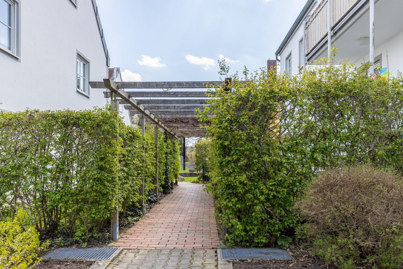 Immobilienangebot - Buchloe - Alle - Attraktives Reihenmittelhaus mit Südgarten & Top-Lage – Bahnhof und Innenstadt fußläufig erreichbar