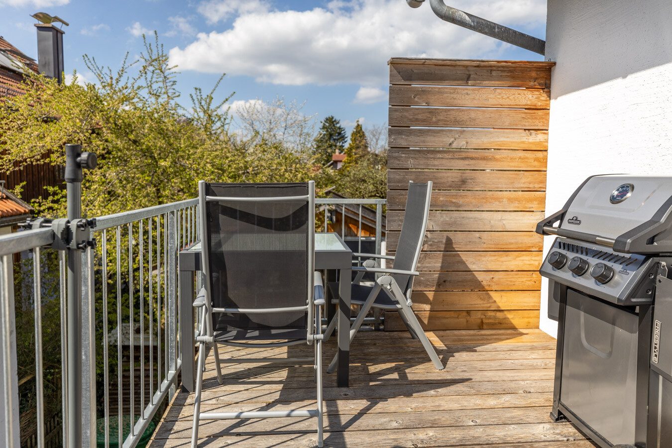 Immobilienangebot - Hofstetten / Hagenheim - Alle - Modernisiert und gepflegt - Attraktive Etagenwohnung mit Balkon