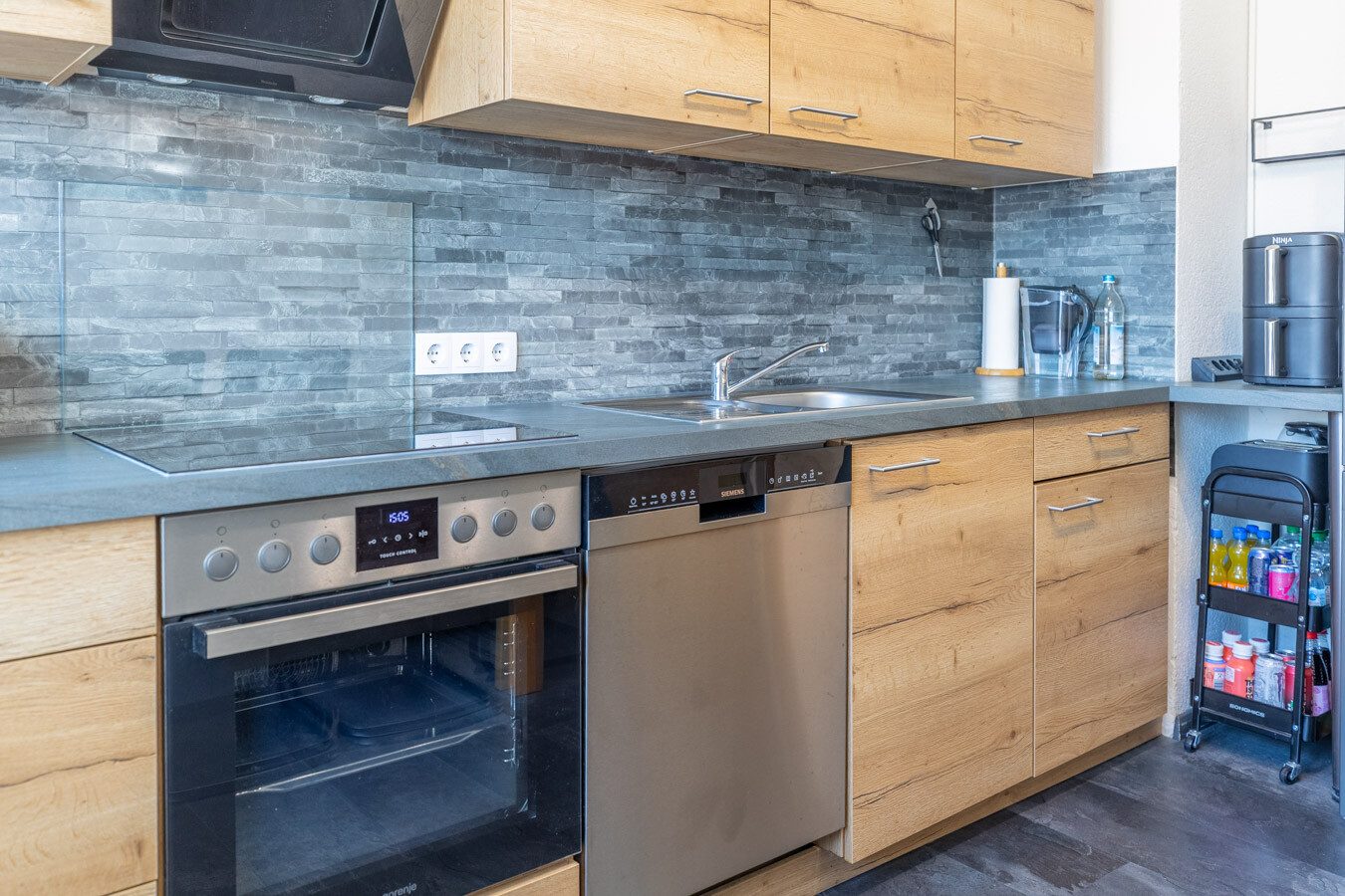 Immobilienangebot - Hofstetten / Hagenheim - Alle - Modernisiert und gepflegt - Attraktive Etagenwohnung mit Balkon