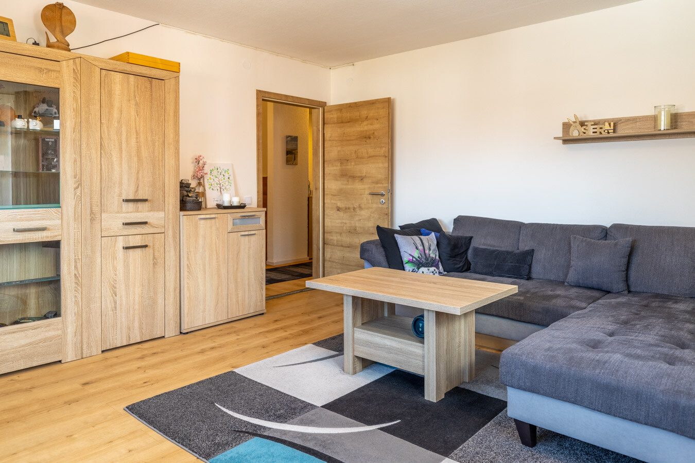 Immobilienangebot - Hofstetten / Hagenheim - Alle - Modernisiert und gepflegt - Attraktive Etagenwohnung mit Balkon