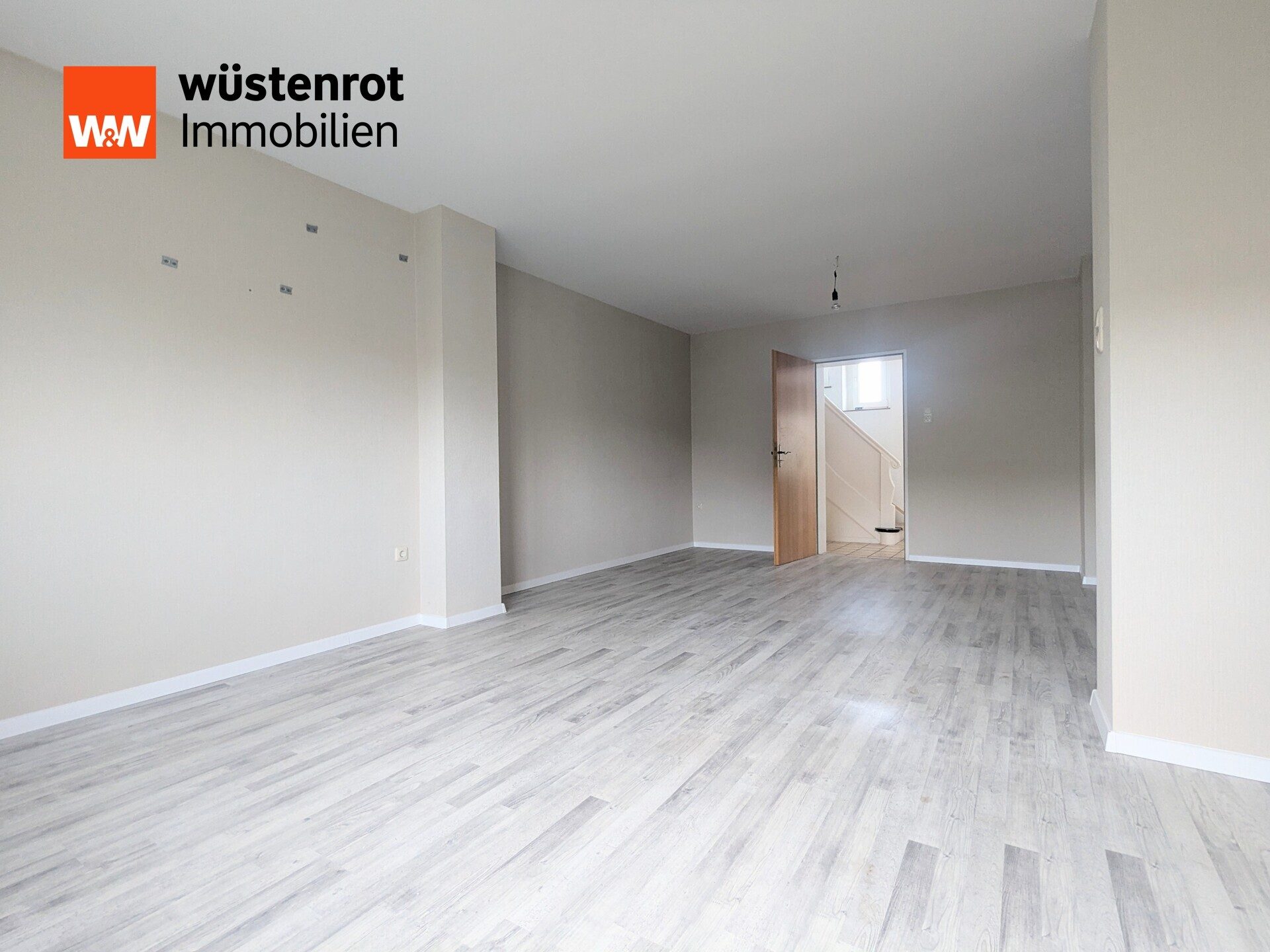 Immobilienangebot - Alsdorf - Alle - Reiheneckhaus in schöner Lage von Alsdorf