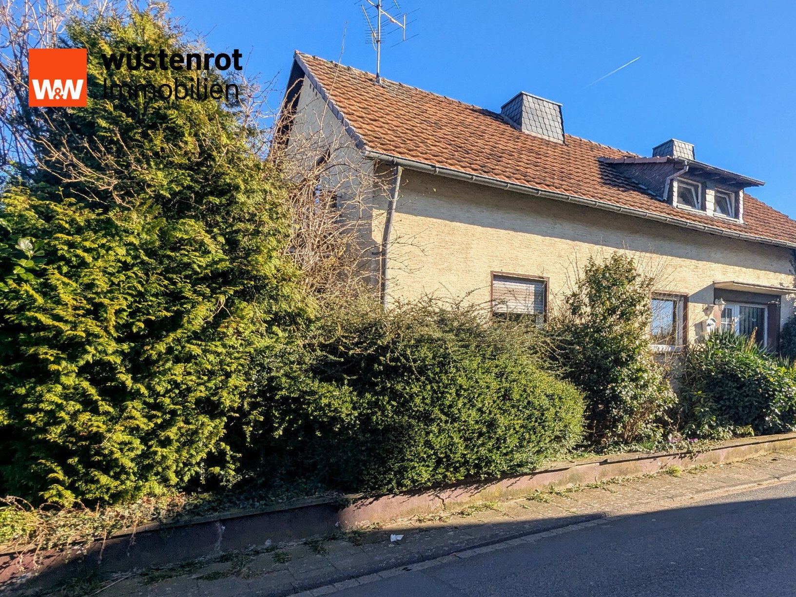 Immobilienangebot - Rheinbach - Alle - Geräumiges Einfamilienhaus mit Potential in Rheinbach-Wormersdorf – Ideal für Familien!