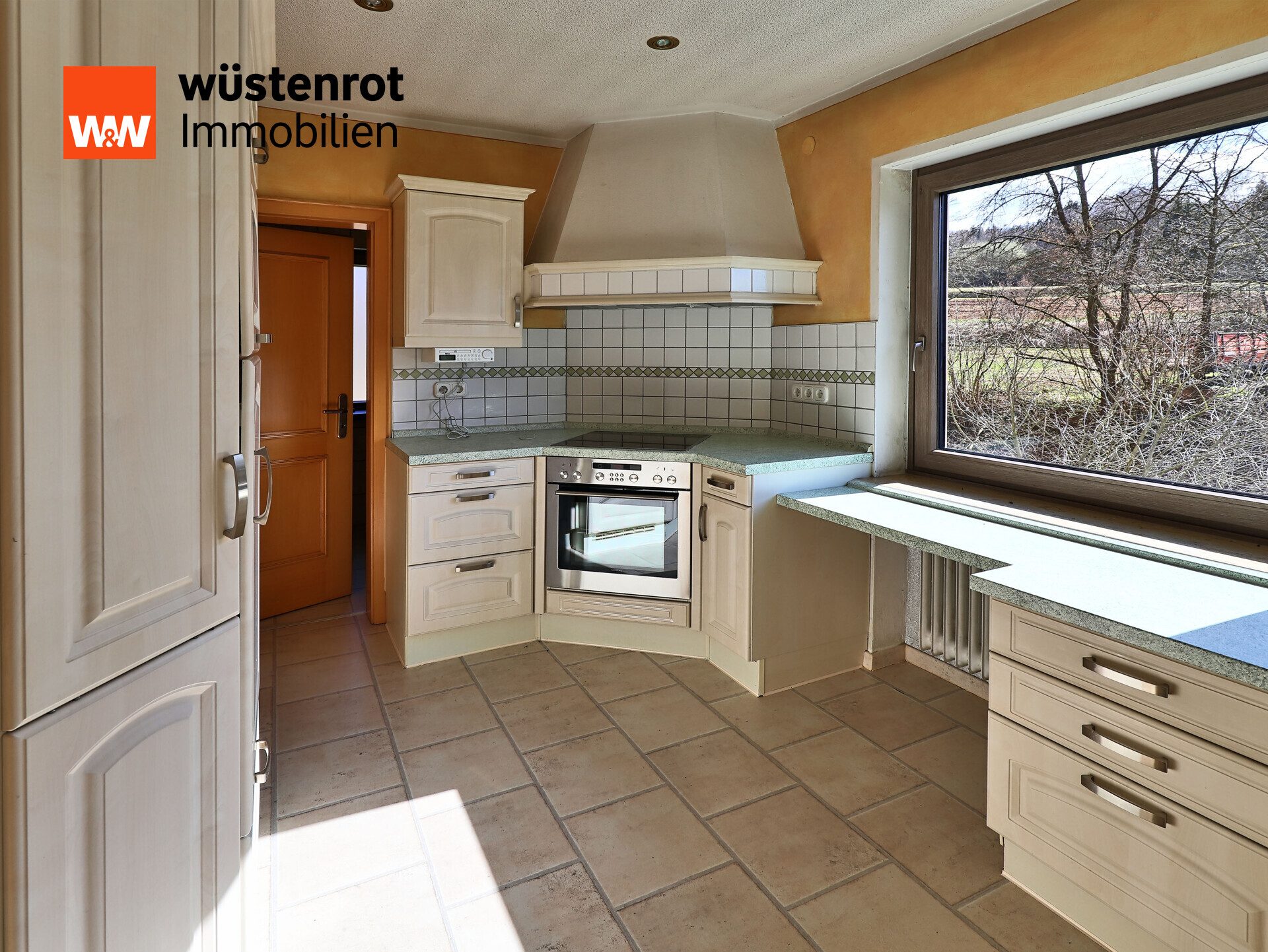 Immobilienangebot - Auerbach - Alle - Großzügiges Einfamilienhaus mit dem besonderen Pfiff wartet auf Sie!