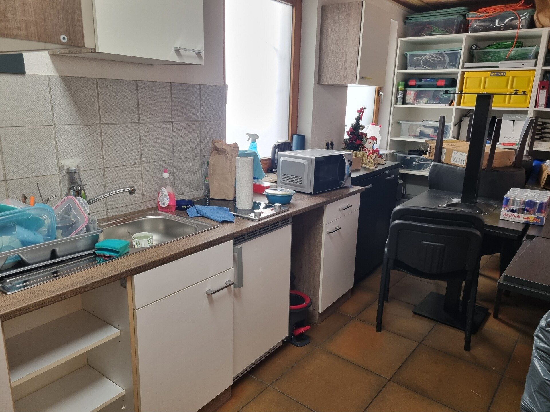 Immobilienangebot - Fürth - Alle - Vermietetes Ladengeschäft mit Sanitär- und Nebenräumen in frequenter Sichtlage