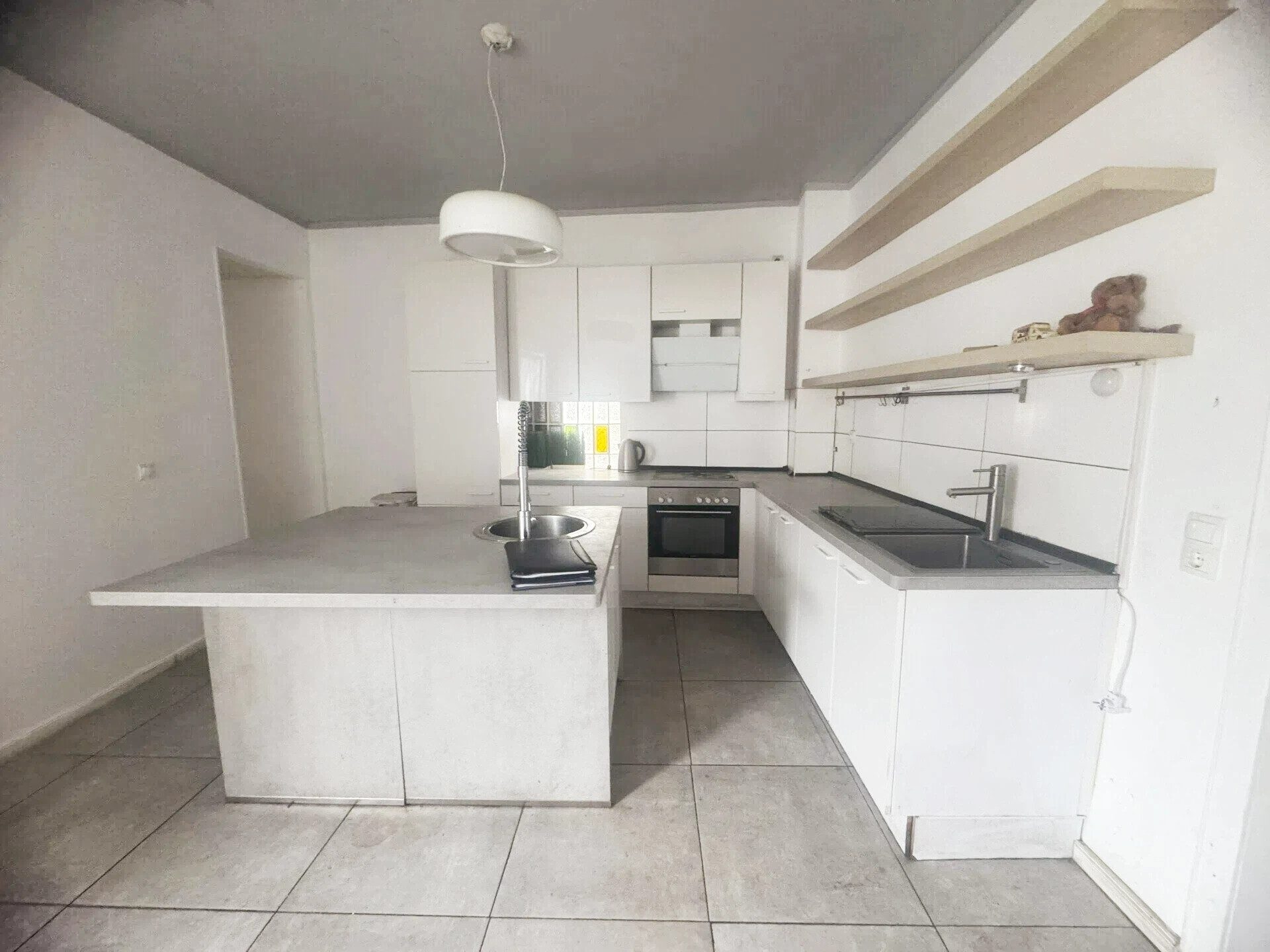 Immobilienangebot - Neuss - Alle - Zwei Häuser. Ein Preis. Unzählige Möglichkeiten in Neuss-Uedesheim!