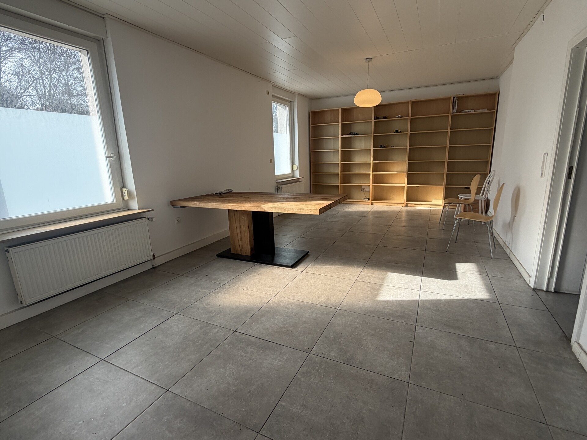 Immobilienangebot - Neuss - Alle - Zwei Häuser. Ein Preis. Unzählige Möglichkeiten in Neuss-Uedesheim!