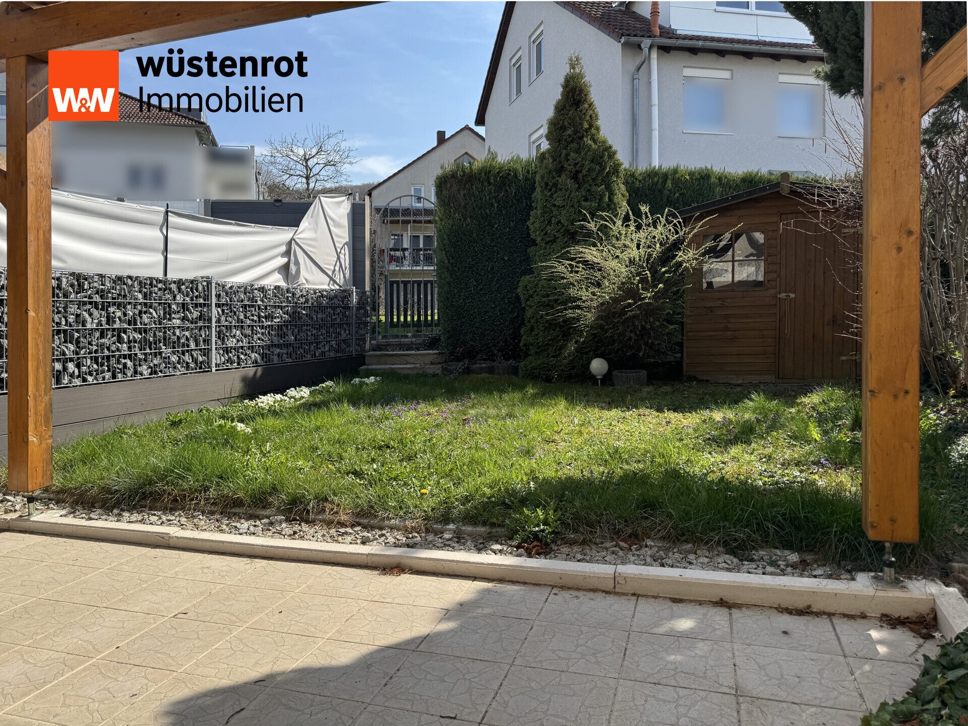 Immobilienangebot - Donzdorf - Alle - GEPFLEGTES REIHENHAUS MIT SAUNA, GARTEN & GARAGE IN DONZDORF