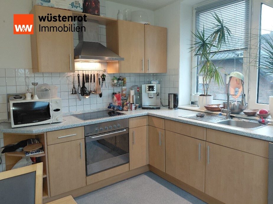 Immobilienangebot - Leer (Ostfriesland) - Alle - MFH mit 6 WE u.1 Gewerbeeinheit ca. 555m² Wfl. u. Gfl.
EFH mit ca.154m² Wfl. auf ca. 1.120m² Gr.