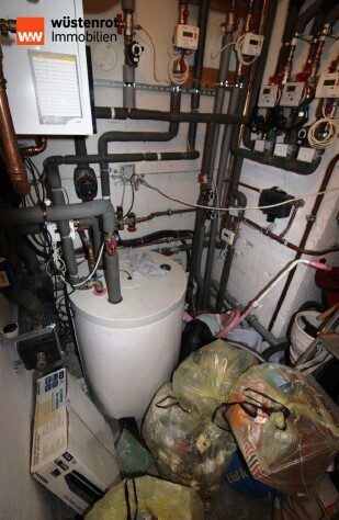Immobilienangebot - Leer (Ostfriesland) - Alle - MFH mit 6 WE und einer Gewerbeeinheit, ca.555 m² Wohn- u. Gewerbefläche auf ca. 500 m² Grundstück.