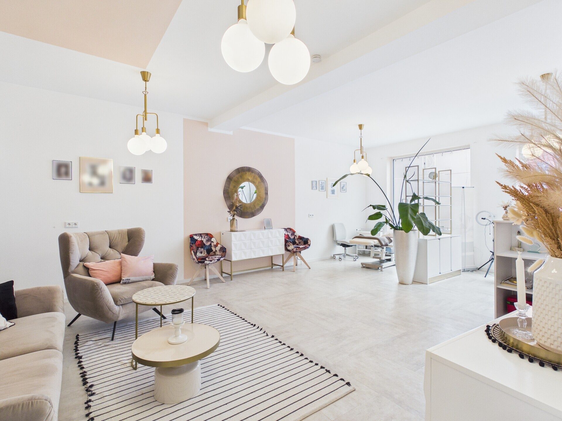 Immobilienangebot - Würzburg - Alle - Modernes Wohnen in Würzburg 
mit 4 attraktiven Einheiten
und zusätzlichen Stellplätzen im Hof