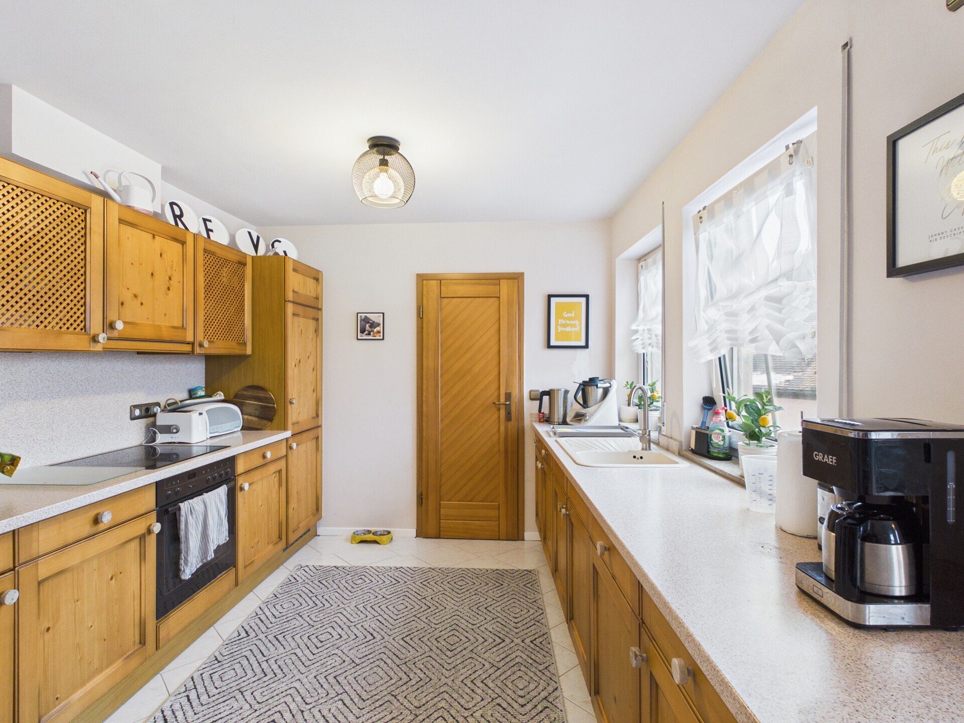 Immobilienangebot - Würzburg - Alle - Modernes Wohnen in Würzburg 
mit 4 attraktiven Einheiten
und zusätzlichen Stellplätzen im Hof