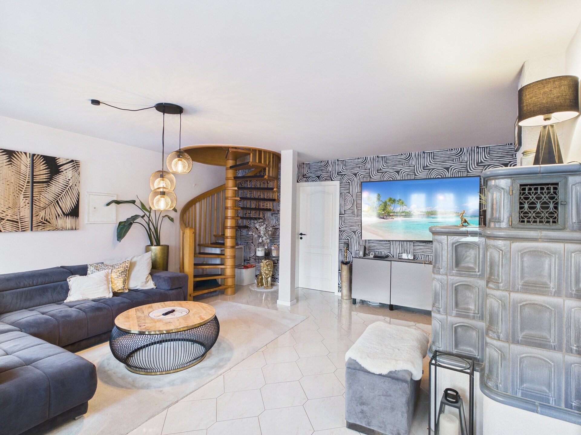 Immobilienangebot - Würzburg - Alle - Modernes Wohnen in Würzburg 
mit 4 attraktiven Einheiten
und zusätzlichen Stellplätzen im Hof