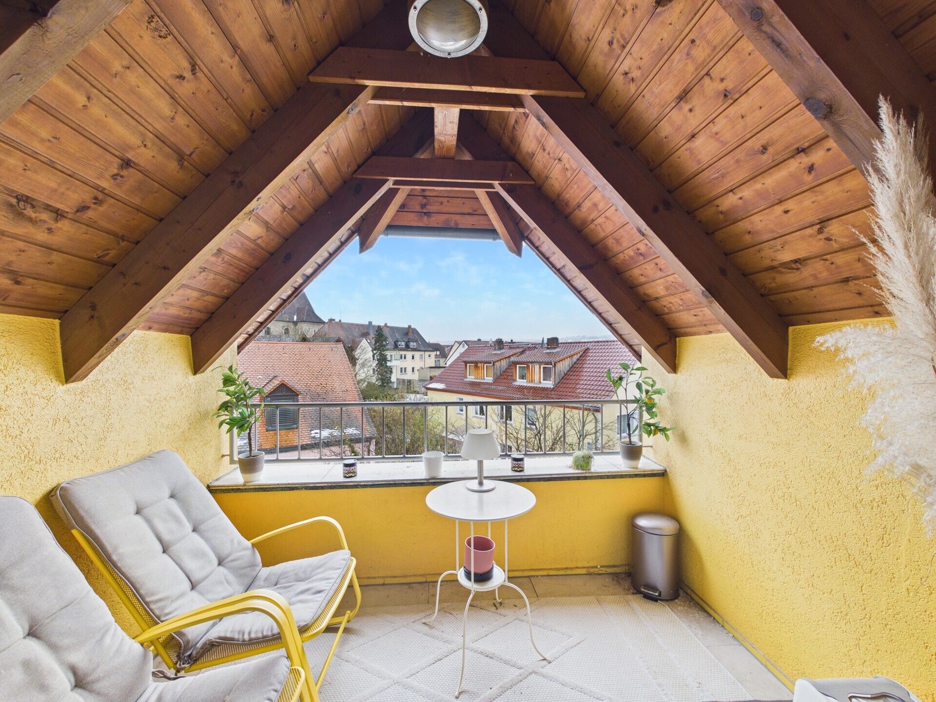 Immobilienangebot - Würzburg - Alle - Modernes Wohnen in Würzburg 
mit 4 attraktiven Einheiten
und zusätzlichen Stellplätzen im Hof