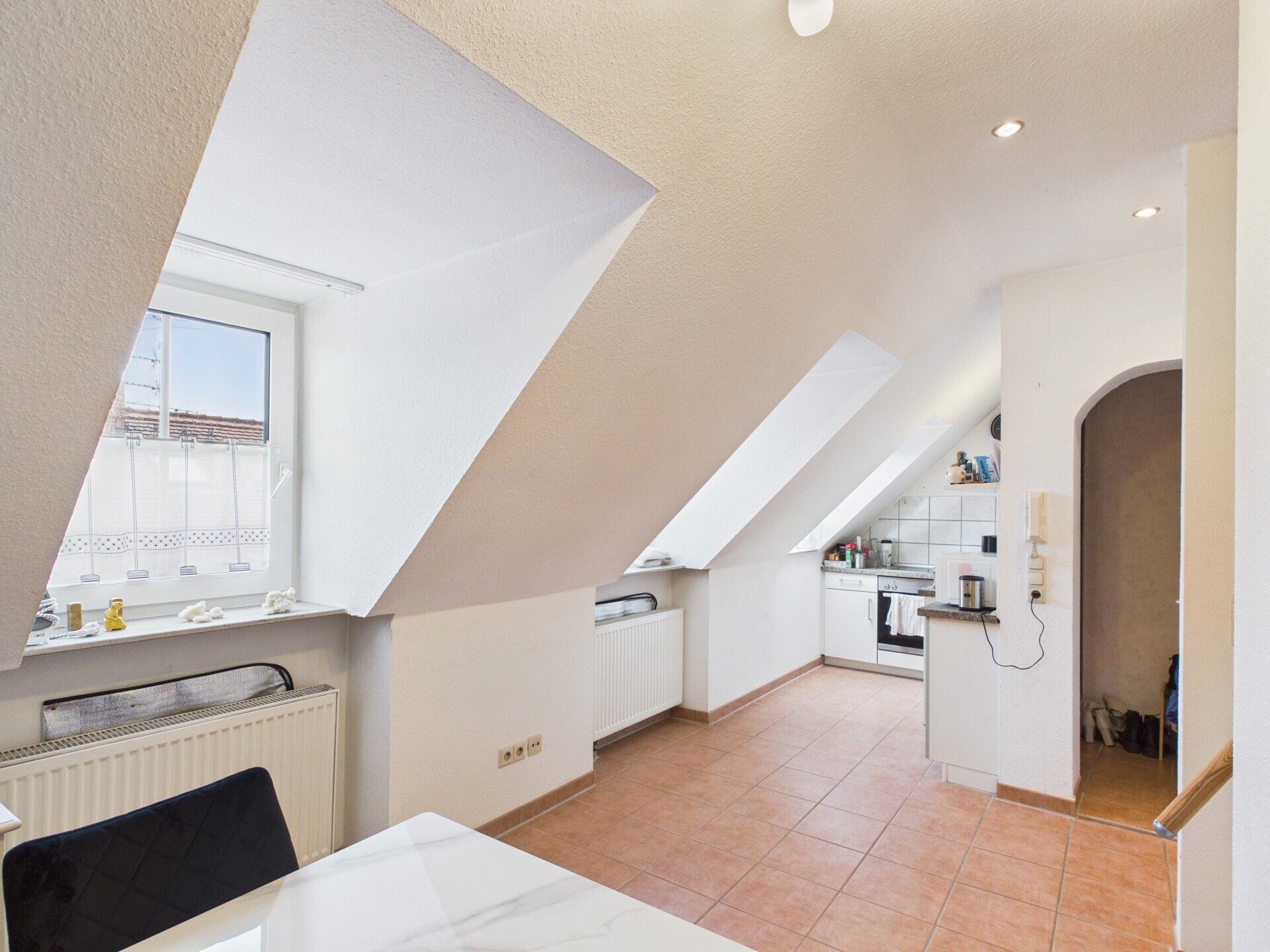 Immobilienangebot - Würzburg - Alle - Modernes Wohnen in Würzburg 
mit 4 attraktiven Einheiten
und zusätzlichen Stellplätzen im Hof