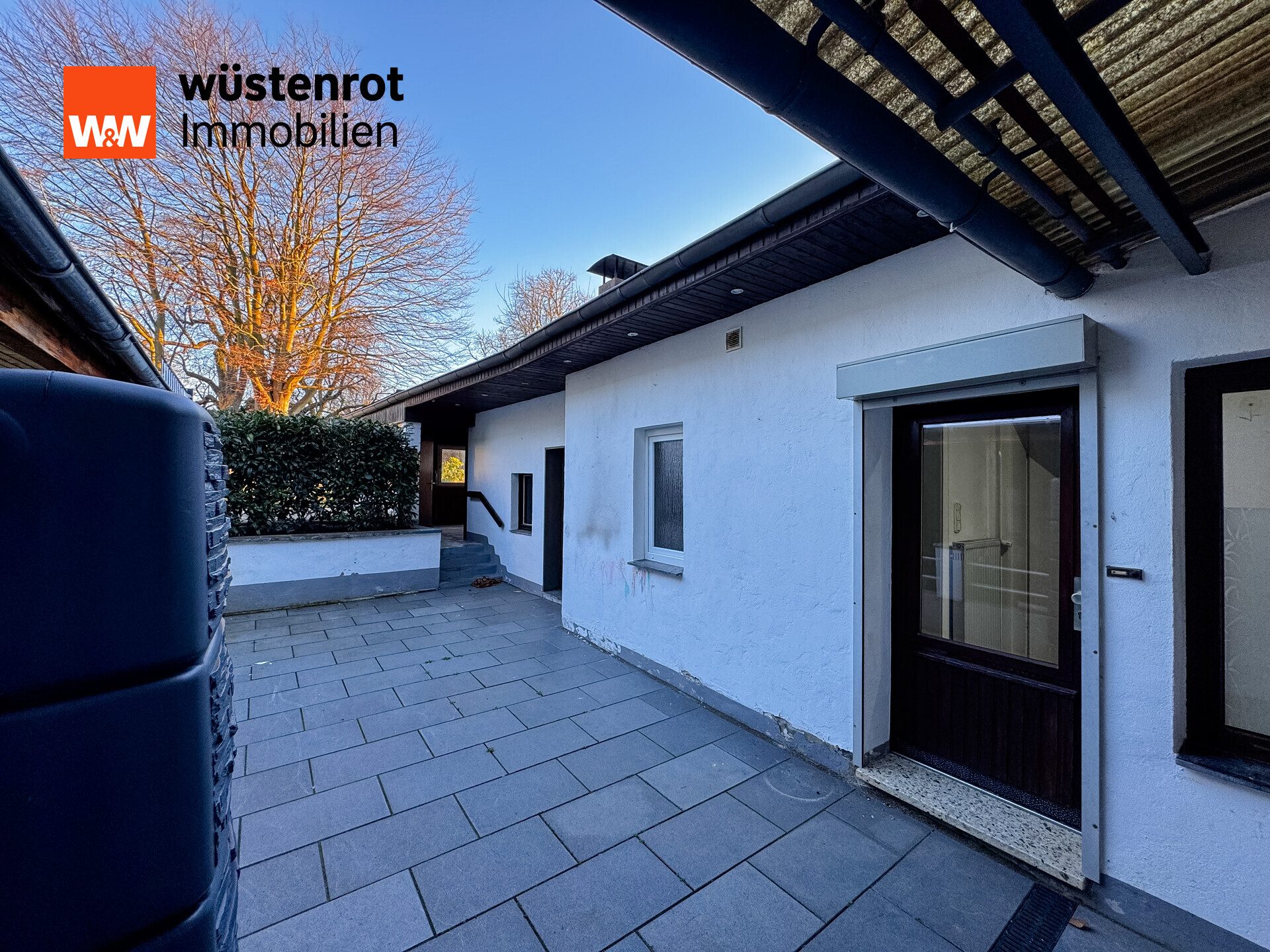 Immobilienangebot - Düren - Alle - Attraktives Einfamilienhaus in Reihenendlage mit Garten, Garage und Ausbaupotenzial im Dachgeschoss