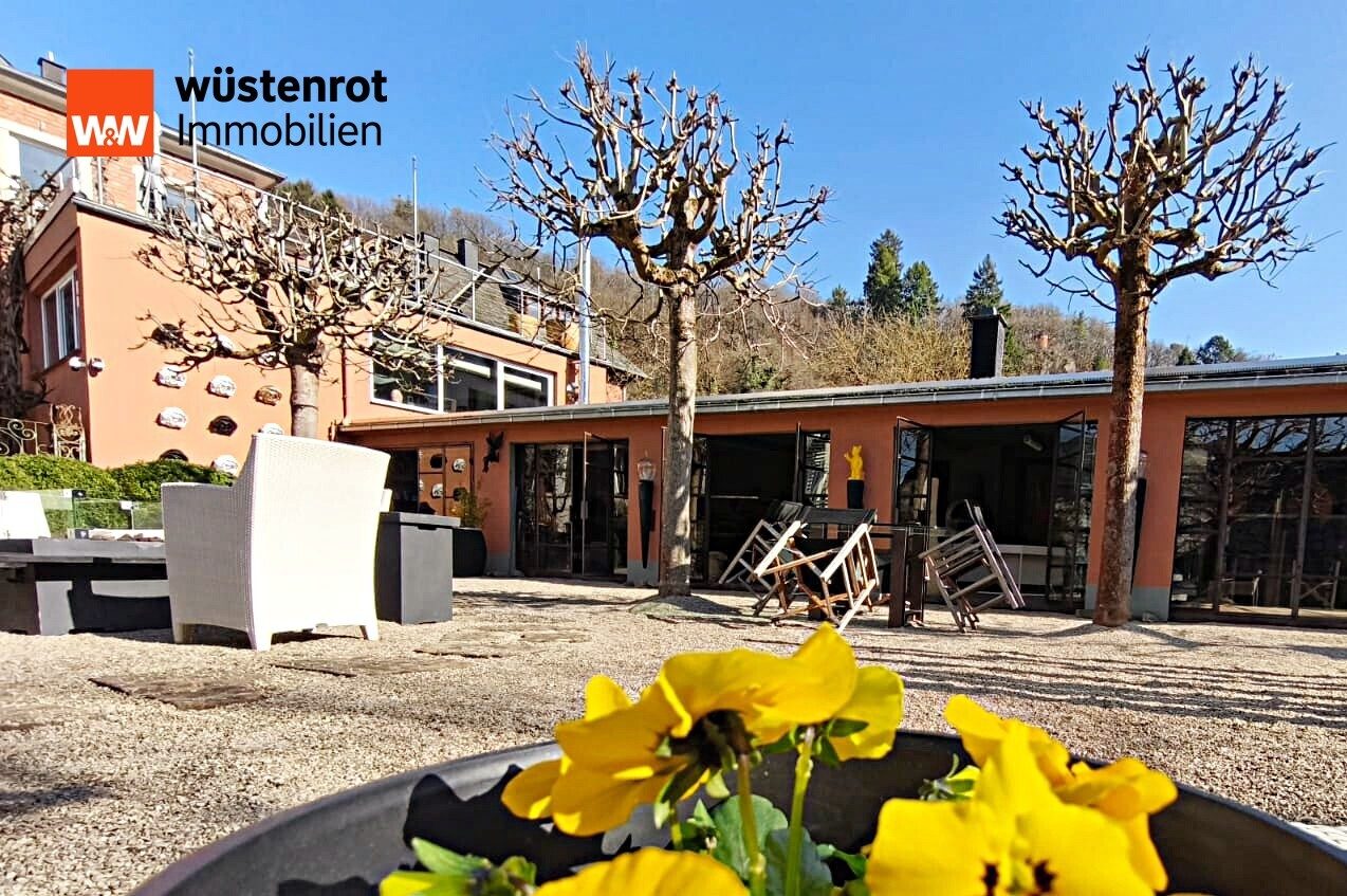 Immobilienangebot - Idar-Oberstein - Alle - Charakterhaus zum (Wohl)fühlen....sei so einzigartig wie das schöne Anwesen