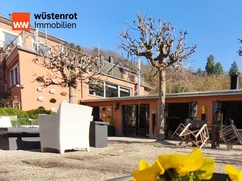 Immobilienangebot - Idar-Oberstein - Alle - Charakterhaus zum (Wohl)fühlen....sei so einzigartig wie das schöne Anwesen