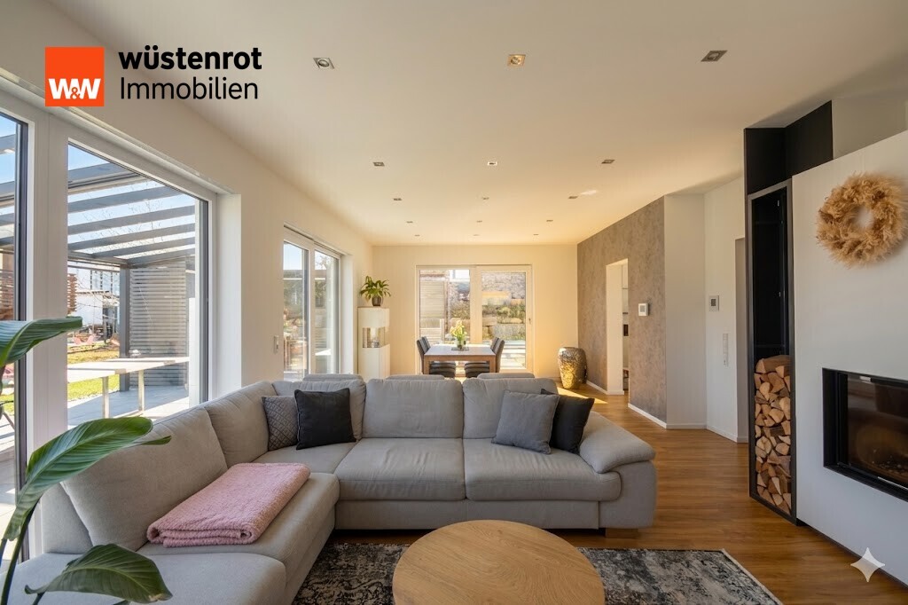 Immobilienangebot - Burghaun - Alle - Ihr privates Sommer-Resort – Exklusives Wohnen mit Pool und A+-Energieeffizienz