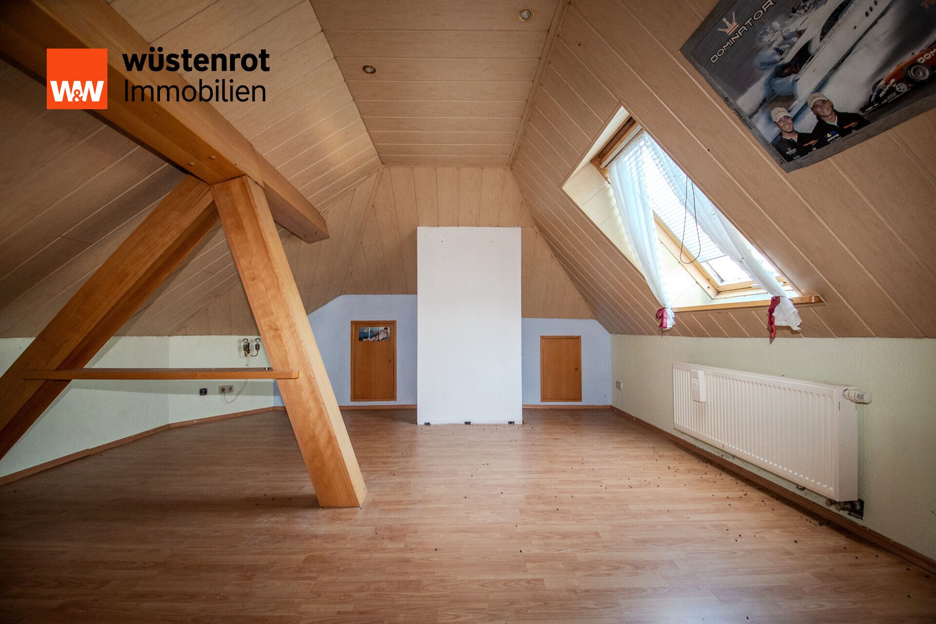 Immobilienangebot - Meuselwitz - Alle - EFH / Zweifamilienhaus mit Einliegerwohnung + Fernwärme | 8 Zimmer | vielseitig nutzbar!